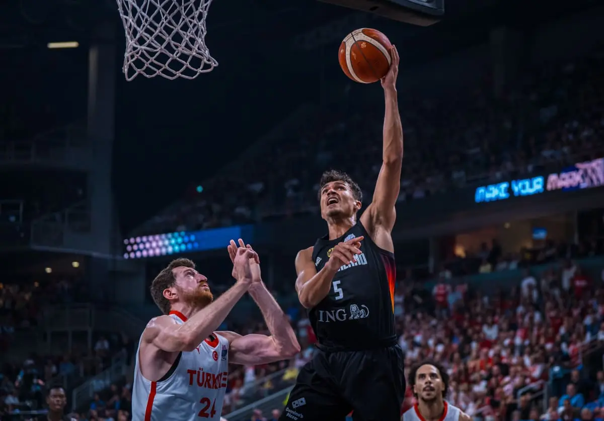 他在欧锦赛, yid 他在欧锦赛, yid