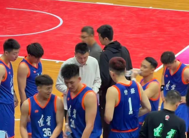 集的四川队 集的四川队