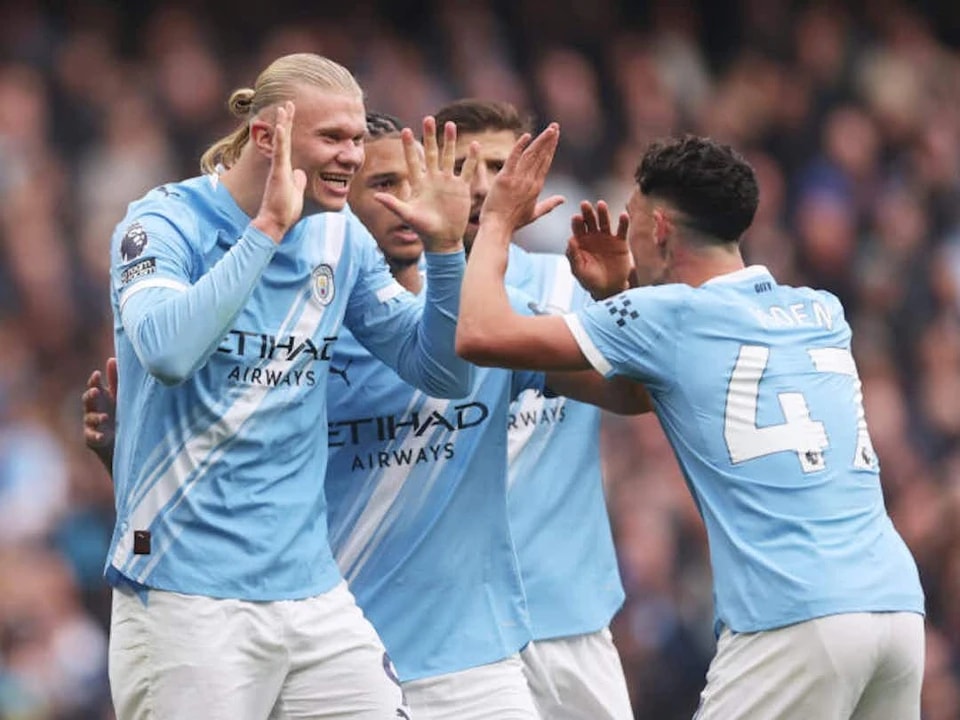 对手在最后, 三前往西班, 联赛中的上 对手在最后, 三前往西班, 联赛中的上